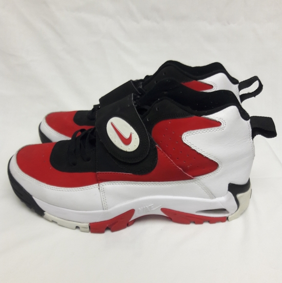 nike air mission junior seau
